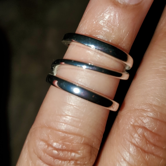 NWOT .925 Sterling Forever Ring - Picture 6 of 8